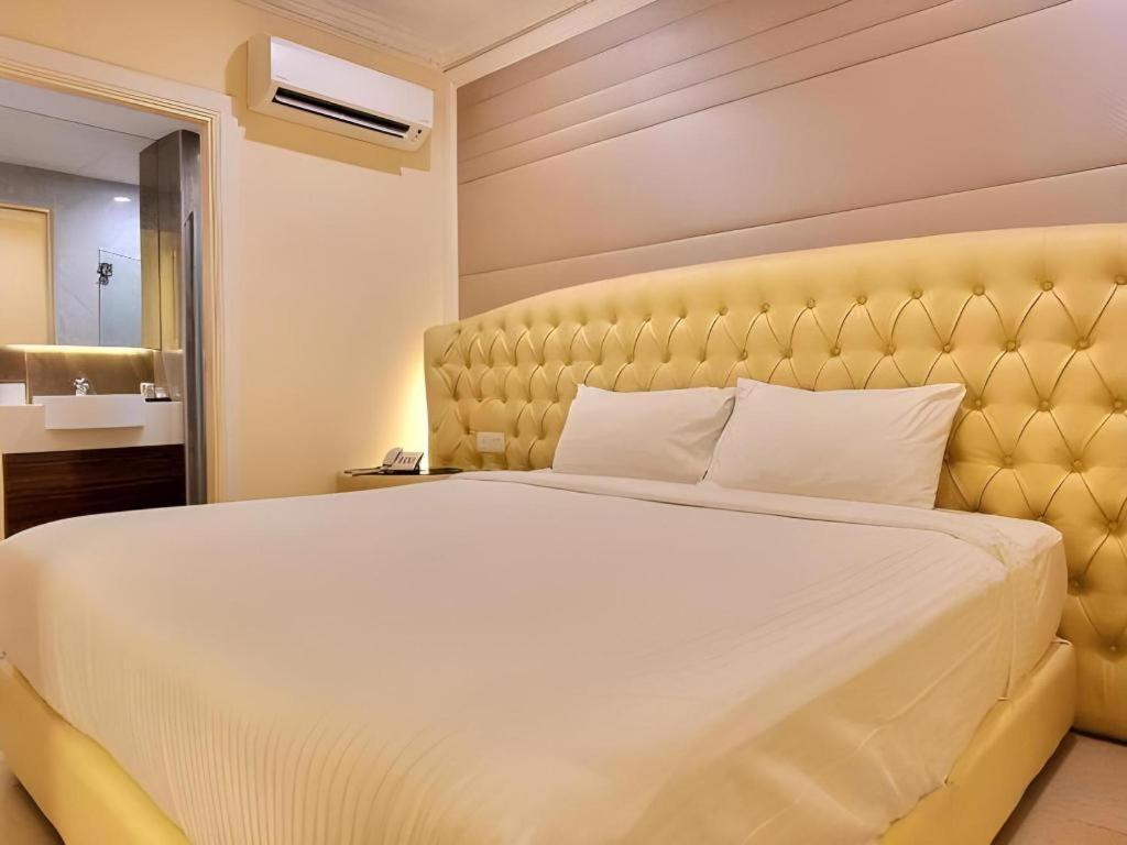 Ritzton Hotel Johor Bahru Exteriér fotografie