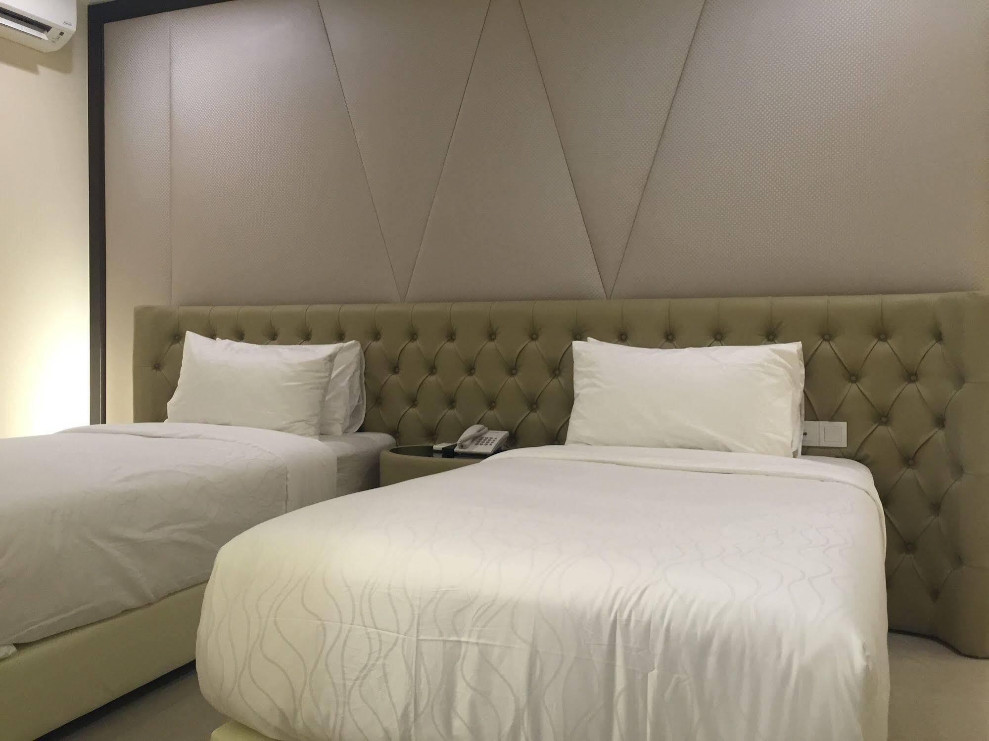 Ritzton Hotel Johor Bahru Exteriér fotografie